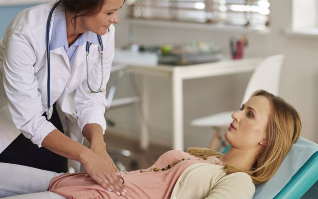 thăm khám định kỳ phát hiện ung thư buồng trứng tái phát sớm